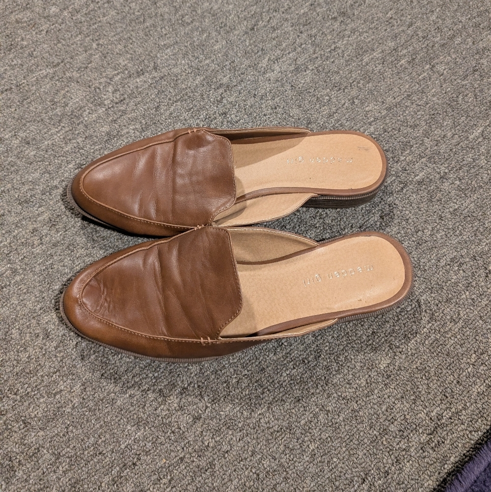 Madden Girl Mattie Brown Faux Leather Mules Flat Slides Slip On‎ Women's 9